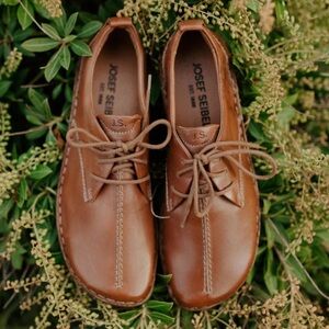 Josef Seibel Women’s Tan Leather Oxfords